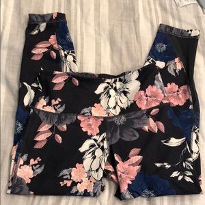 Old Navy Active Leggings